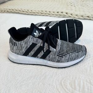 Adidas Women’s swift runs